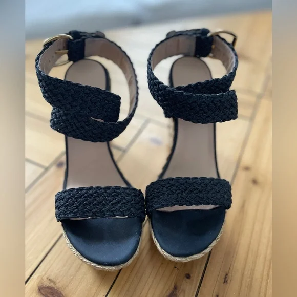 Stuart Weitzman Alex Ankle Wrap Wedge Sandals . Navy size 7 . Summer vibes - Picture 3 of 11